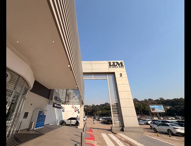 179M² OFFICE TO LET IN LA LUCIA RIDGE